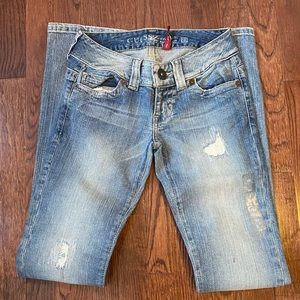 NWT GUESS DISTRESS JEANS